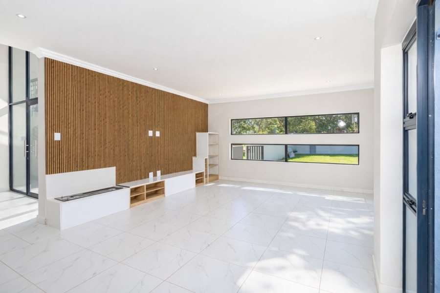 4 Bedroom Property for Sale in Landsmeer Residential Estate North West